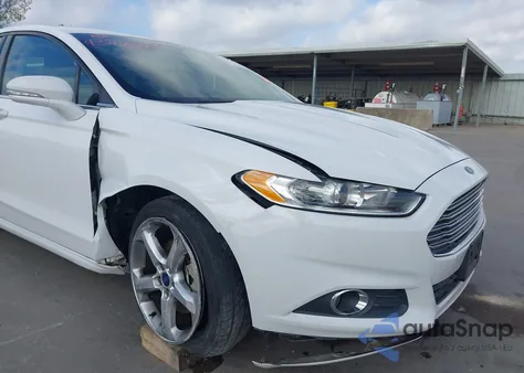2014 Ford Fusion Se z USA, uszkodzony, nr VIN 3FA6P0H73ER365261